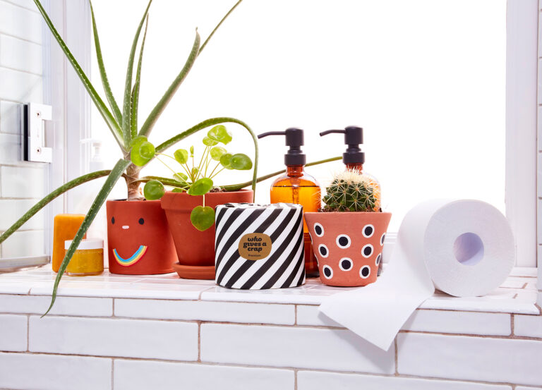 Let the Good Times Roll: Scrunch or Fold Your Way Through These Toilet Roll DIYs