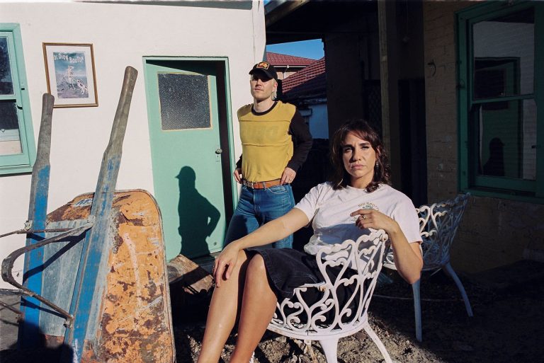 Crickets, Choirs and Country: Cooee’s Debut Single is a Love Song to Matriarchs