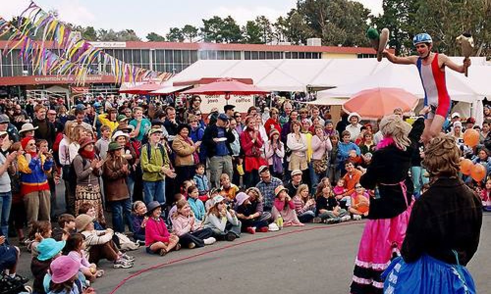 10176050_10152303274169660_748058446_n