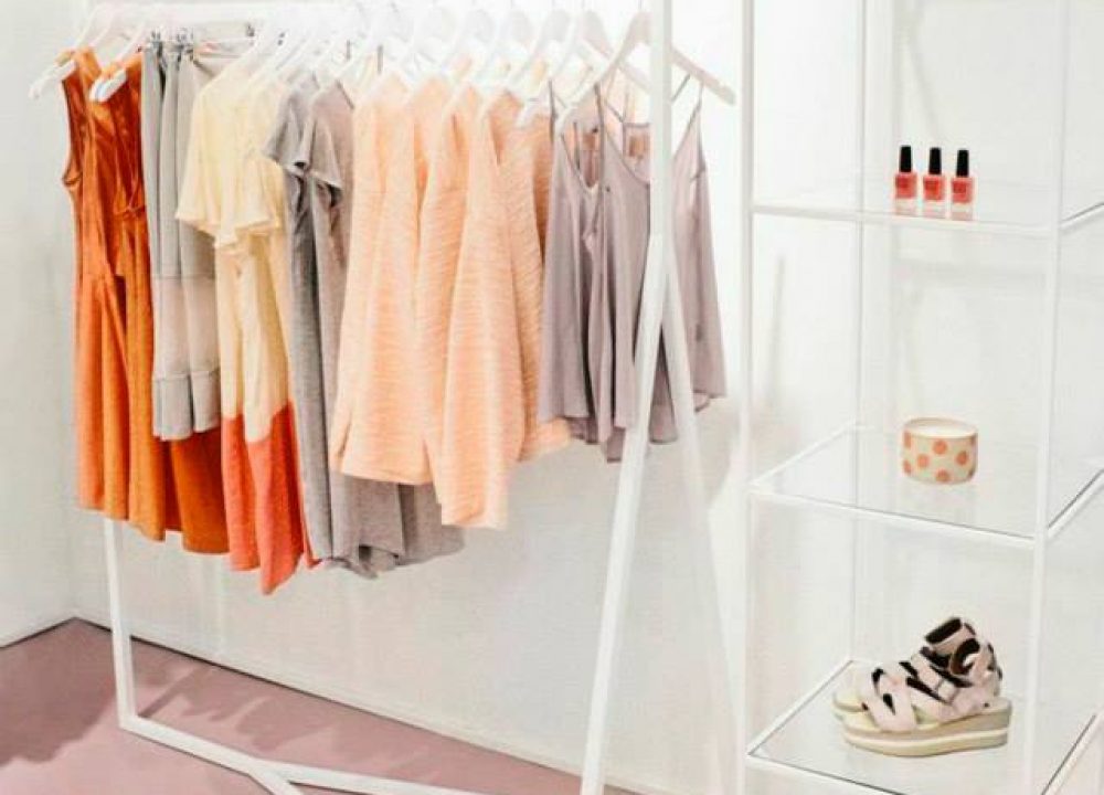 Kuwaii - photo by Lilli Waters