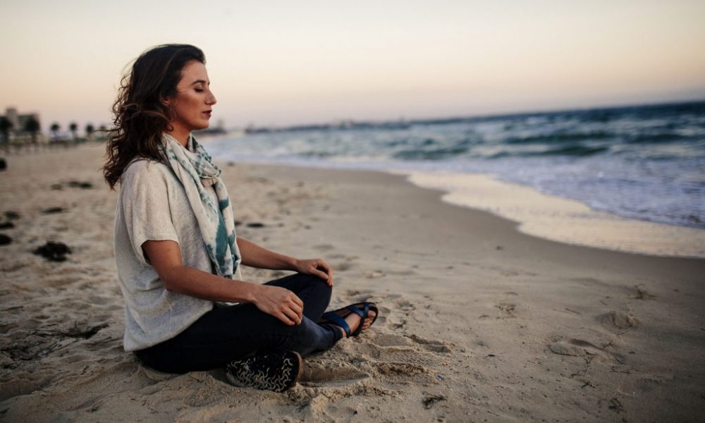 Elise Bialylew meditation happiness
