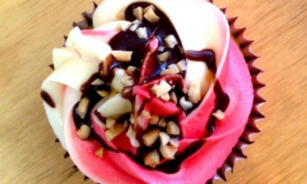 sticky fingers cupcake