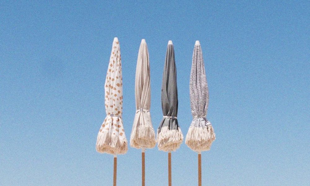 sustainable-beach-day-umbrella-2