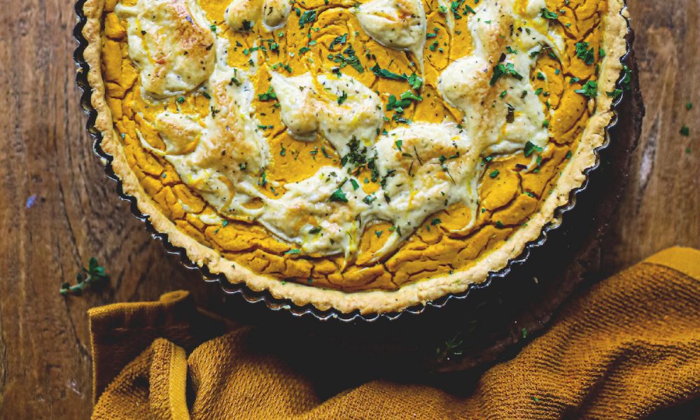 the-seasonal-vegan-pumpkin-pie-v2